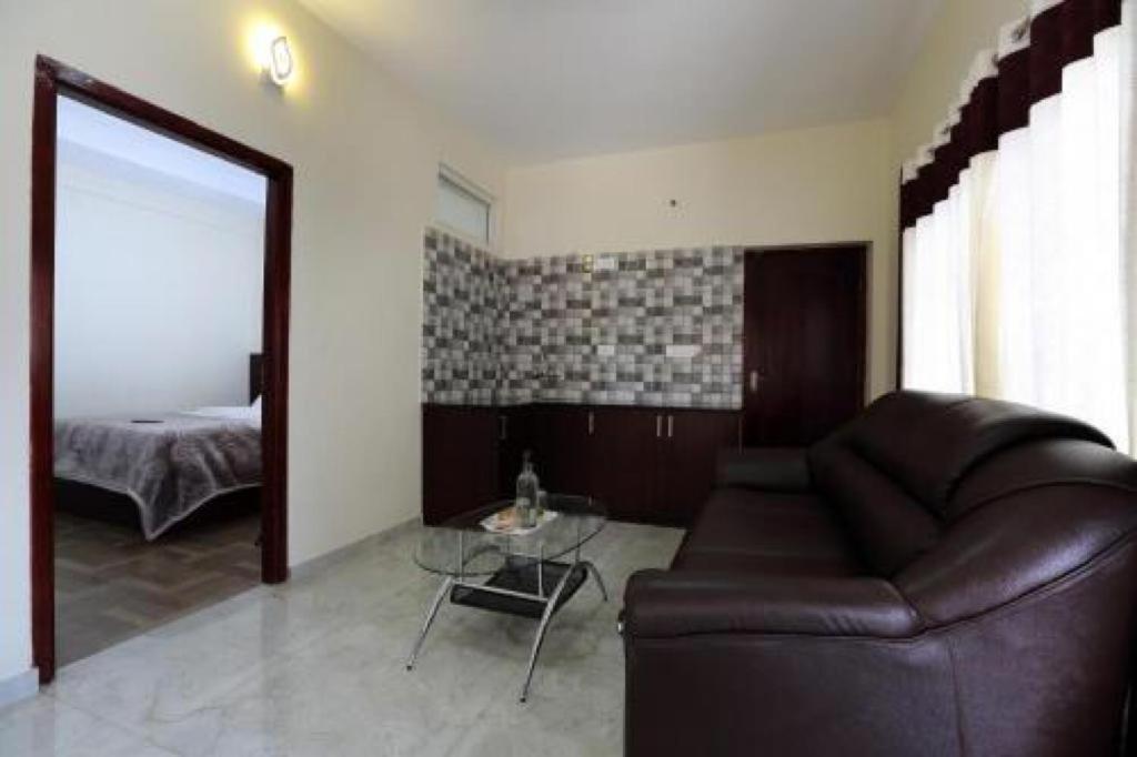 Pinehill Suits Ooty Exterior photo