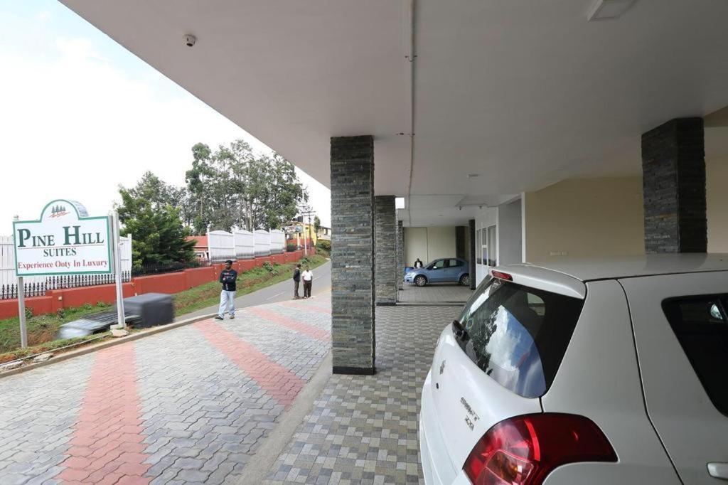 Pinehill Suits Ooty Exterior photo